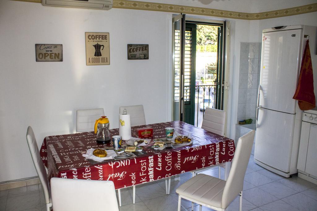 B&B Porta Nuova Palermo Bagian luar foto